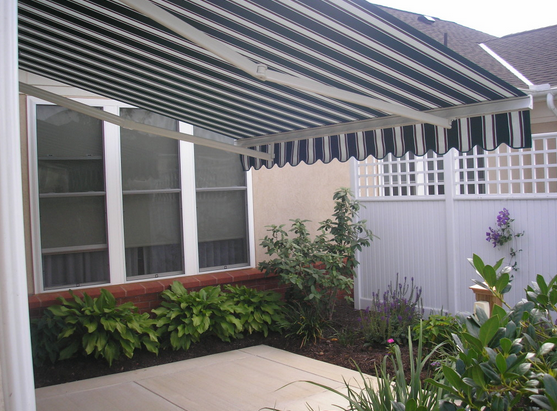 Retractable Awnings for Homes or Business Retractable Awnings for Homes or Business